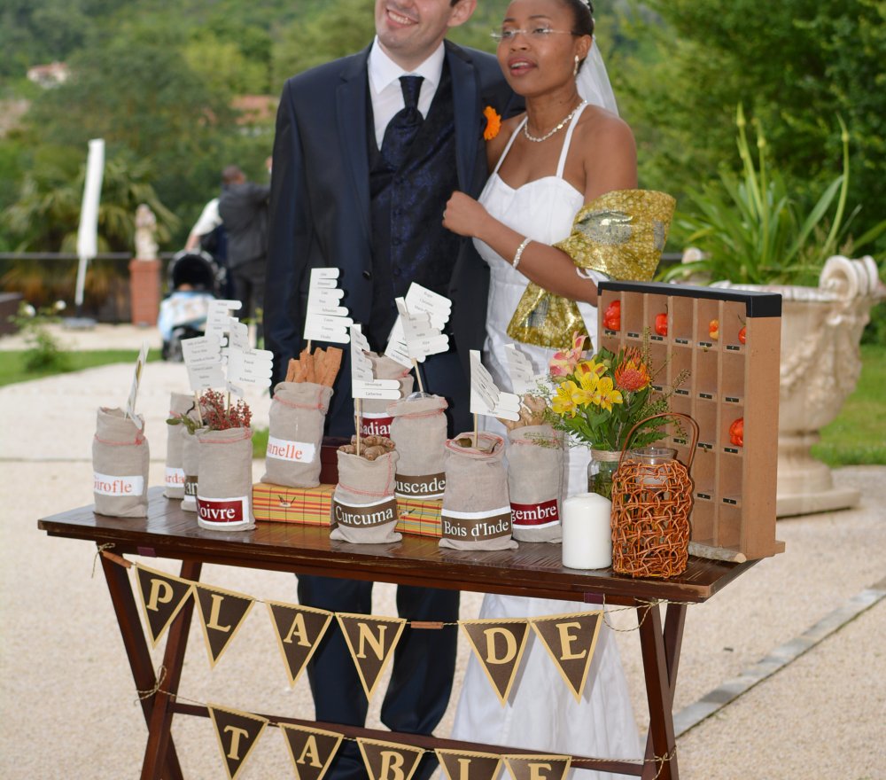 Mariage sur le thème des épices - Domaine de Saint Cassian (31)